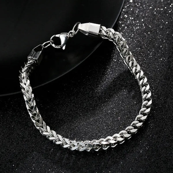Nonchalant Silver Bracelet