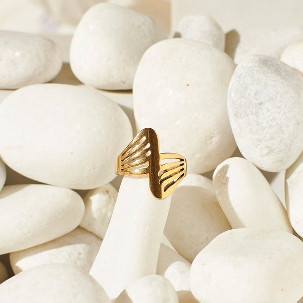 Nostalgic Nuptials Ring