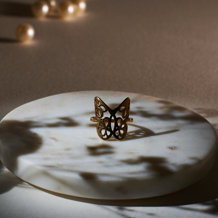 Nostalgic Union Ring