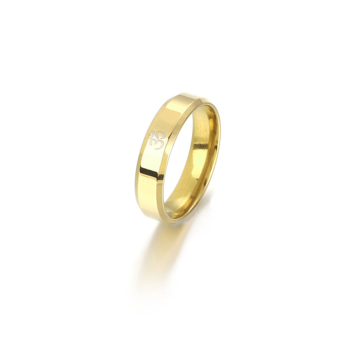 OM Essence Gold Ring