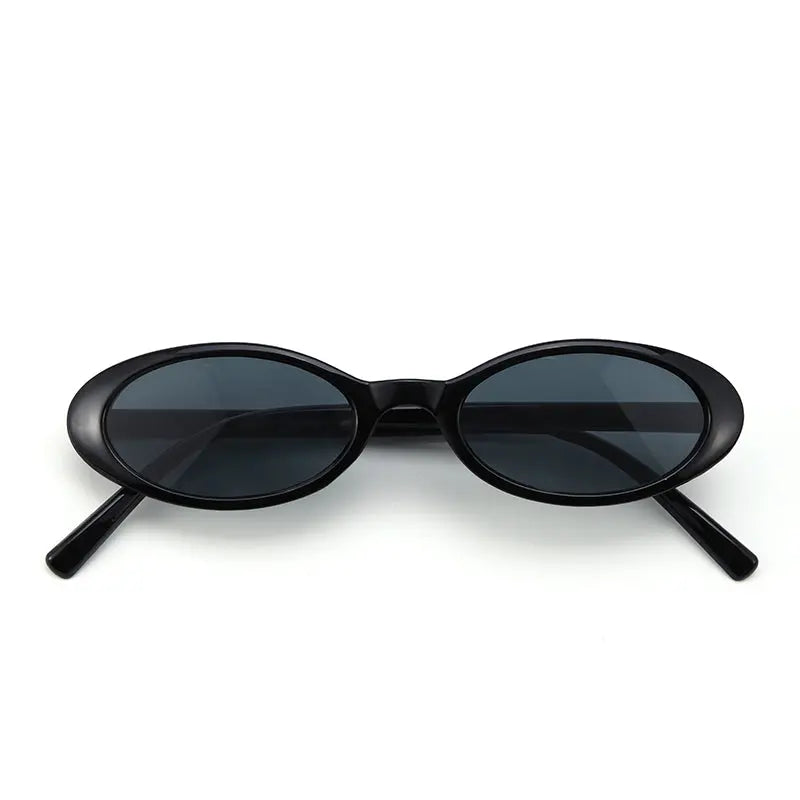 Obscura Oval Classic Shades - Black | Salty