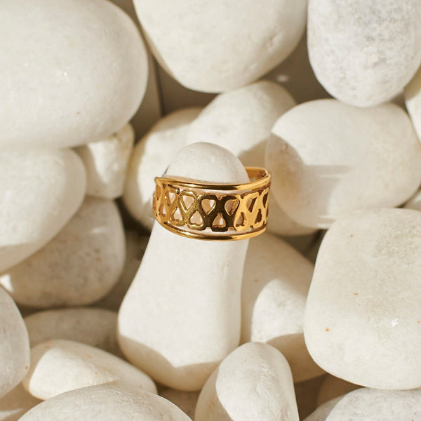 Old-Fashioned Love Ring