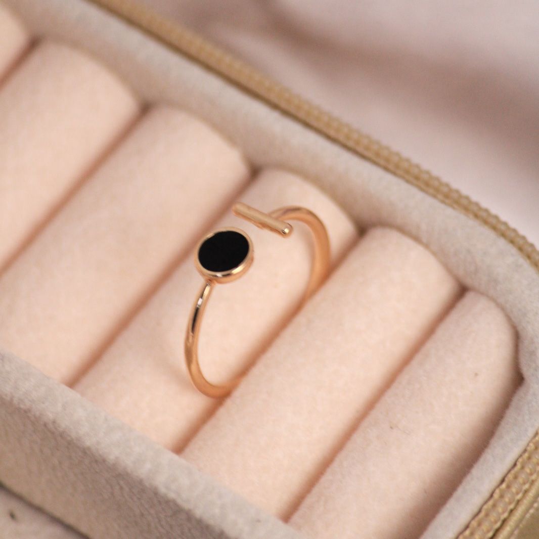 Open Toggle Clasp Ring -Gold
