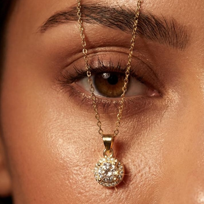 Gleam Kiss Necklace - Salty Accessories