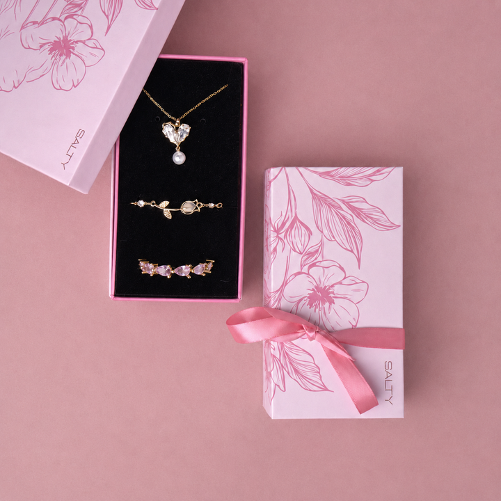 Unwrap the Magic – Daydream bow box
