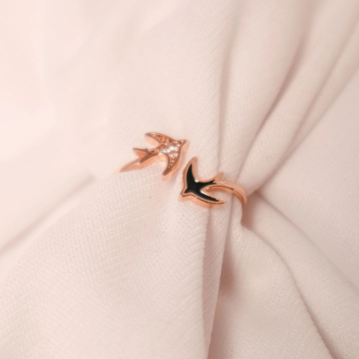 Pakhi Golden Ring - Salty Accessories