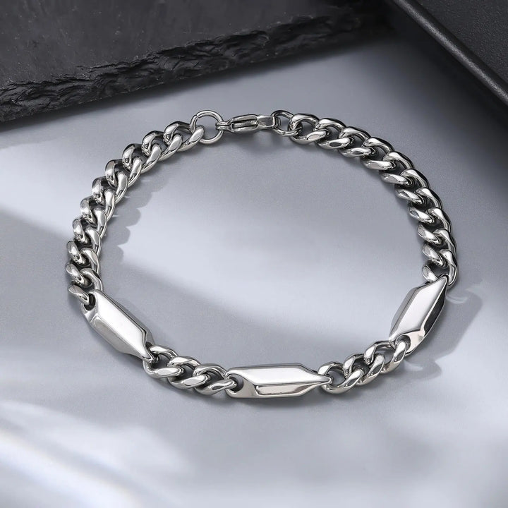 Paramount Alpha Bracelet | Salty