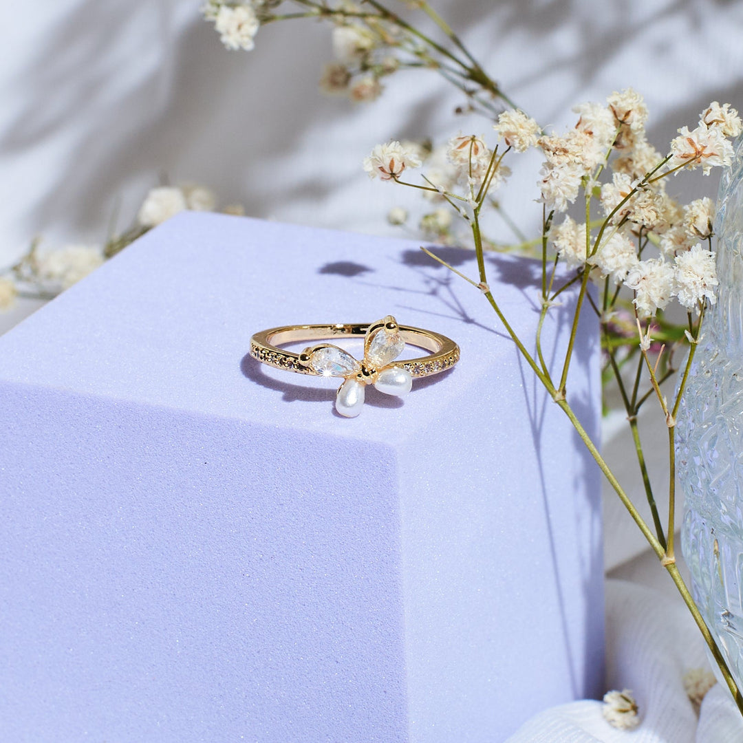 Pearl Fly Golden Ring - Salty Accessories
