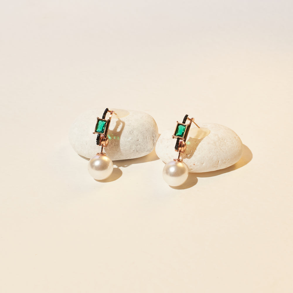 Pearl Luxe Earrings Salty