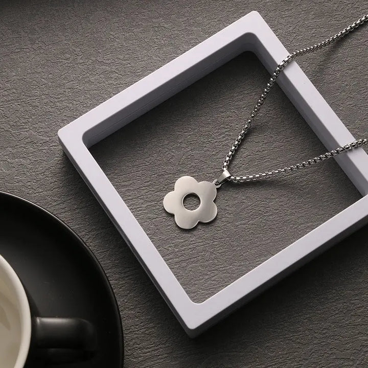 Peony Silver Necklace - Salty Accessories