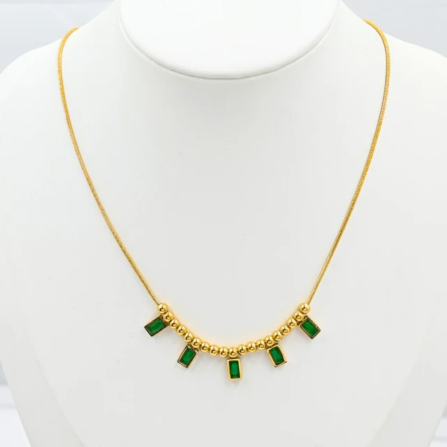 Isabella Emerald Necklace Salty