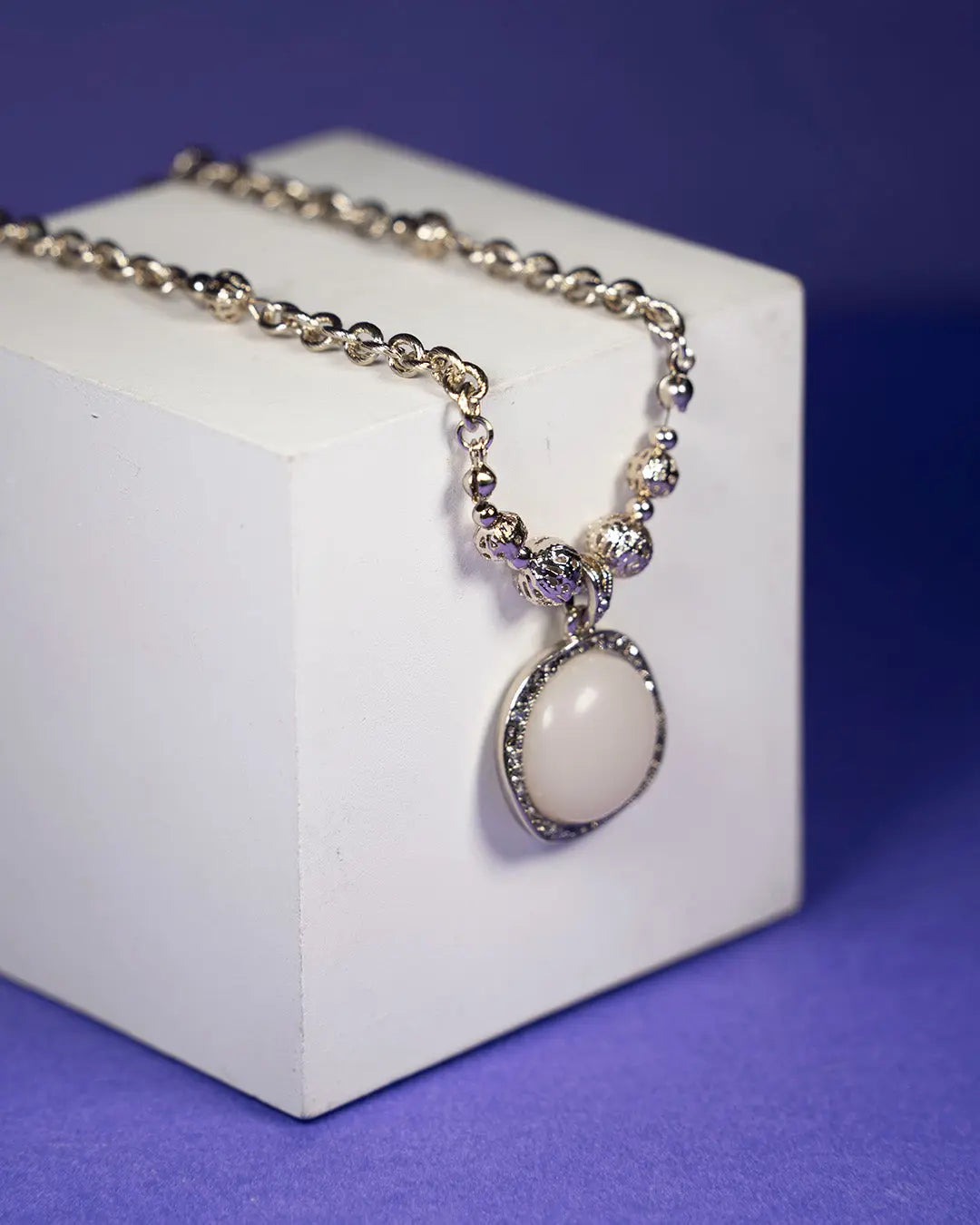 Queen Victoria's Royal Necklace - Salty Accessories