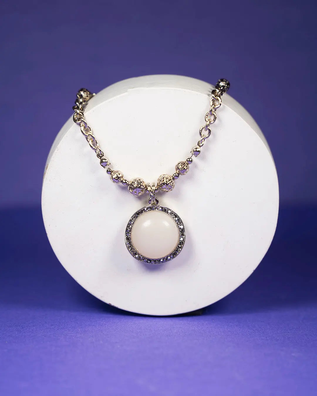 Queen Victoria's Royal Necklace - Salty Accessories