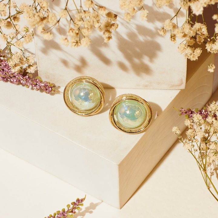 Queen of Pearls Stud - Salty Accessories