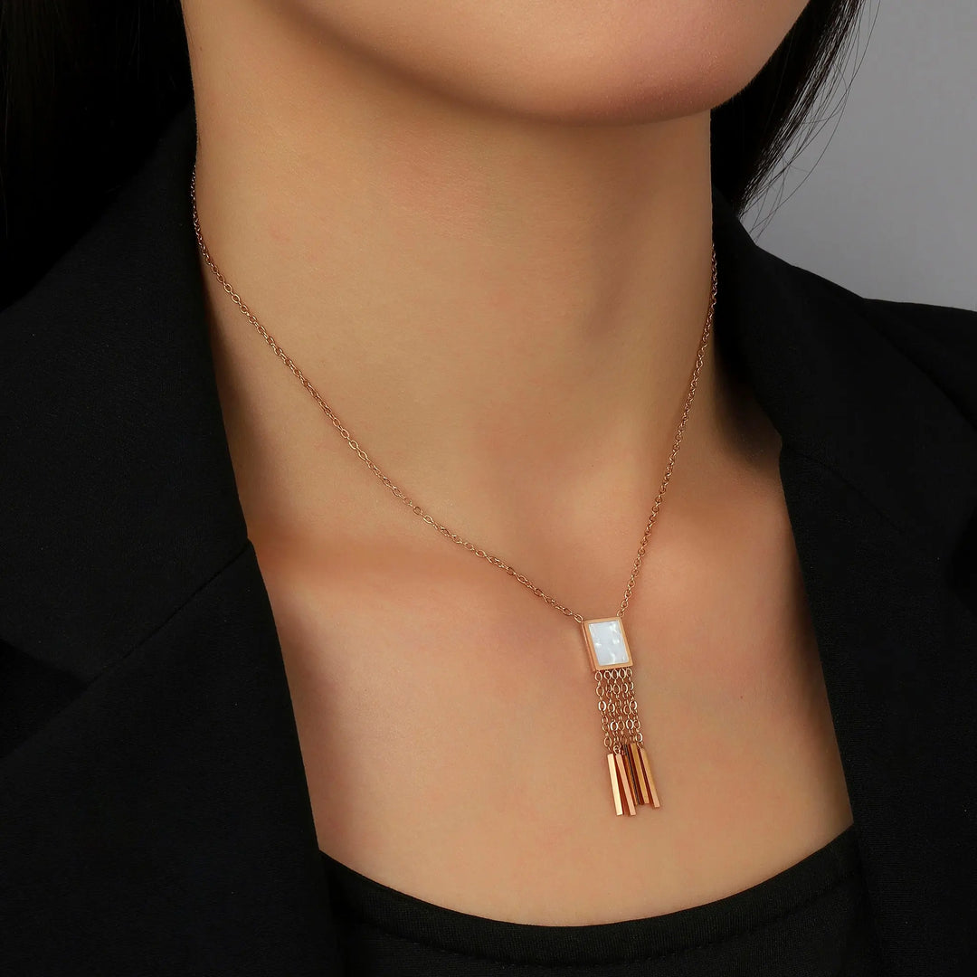 Quirky Chic Rose Gold Necklace - Salty Accessories