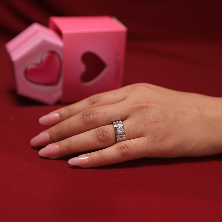 Unity Solitaire Couple ring With Valentine Box