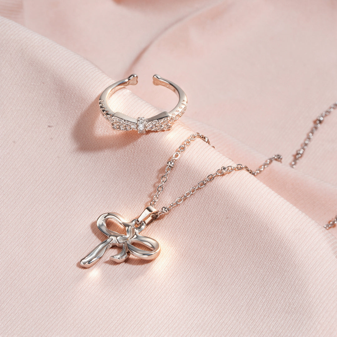 Groovy Thing Ring And Necklace Set