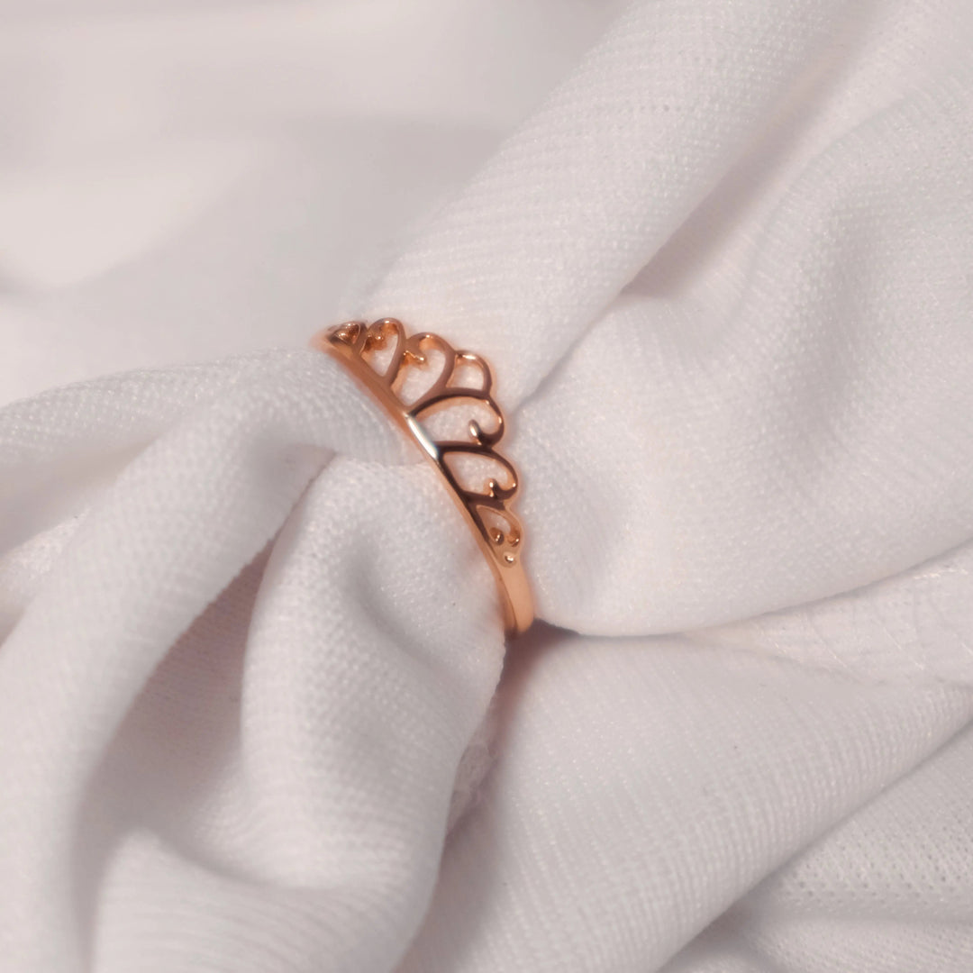 Hearty crown gold ring - Salty Accessories