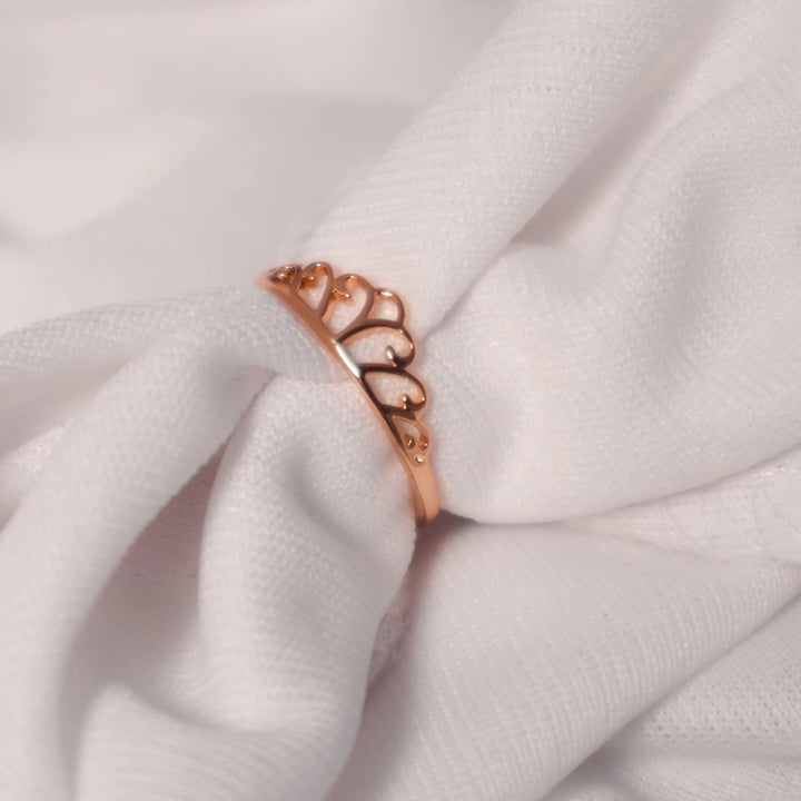 Hearty crown gold ring - Salty Accessories