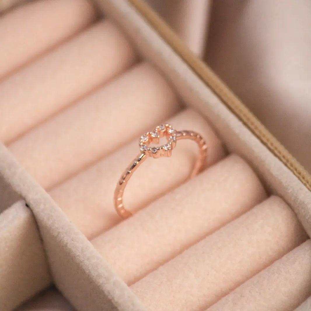Minimalist Lover Band - Salty Accessories