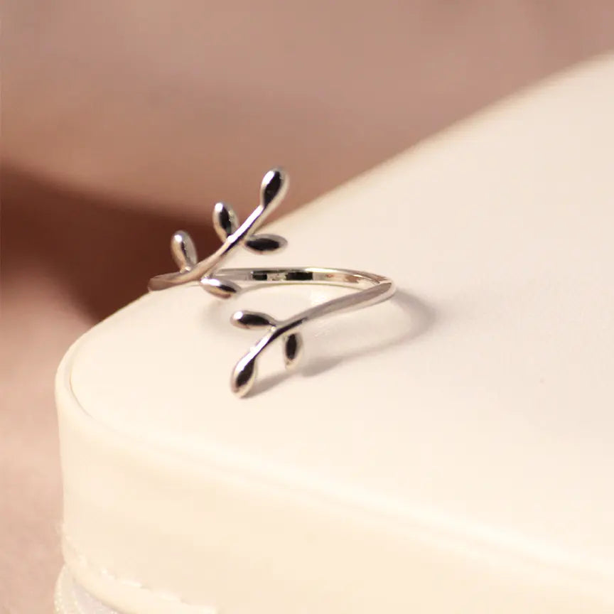 Begonia Band-Silver - Salty Accessories