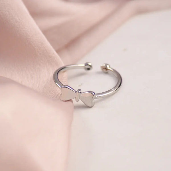 Minimal Bow Silver Band