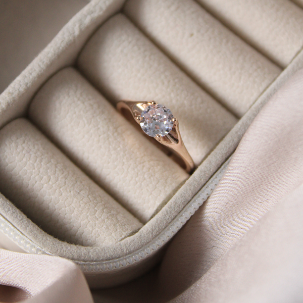 Angelina Crystal Ring