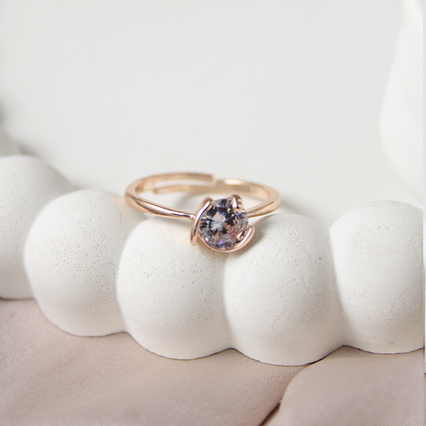 Curved Diamond Ring