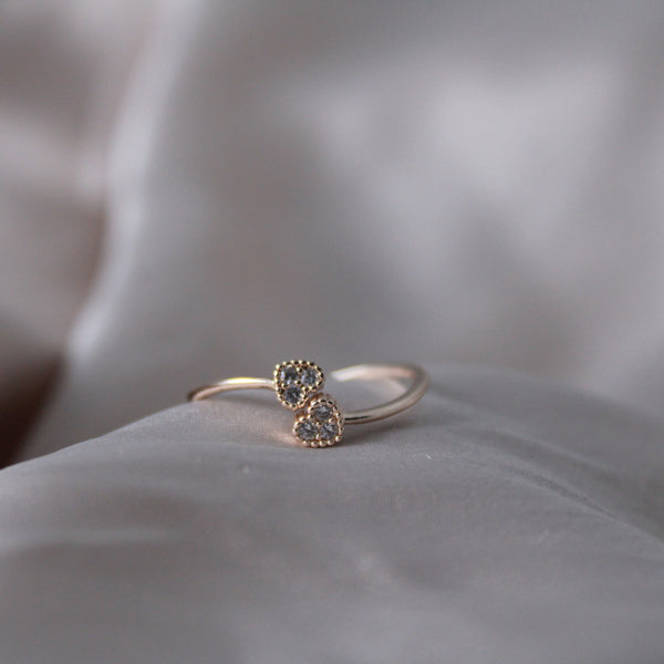 Double Hearts Minimal Ring