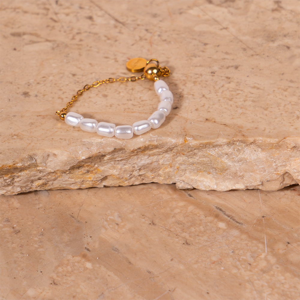 Pearlescent Chain Ring