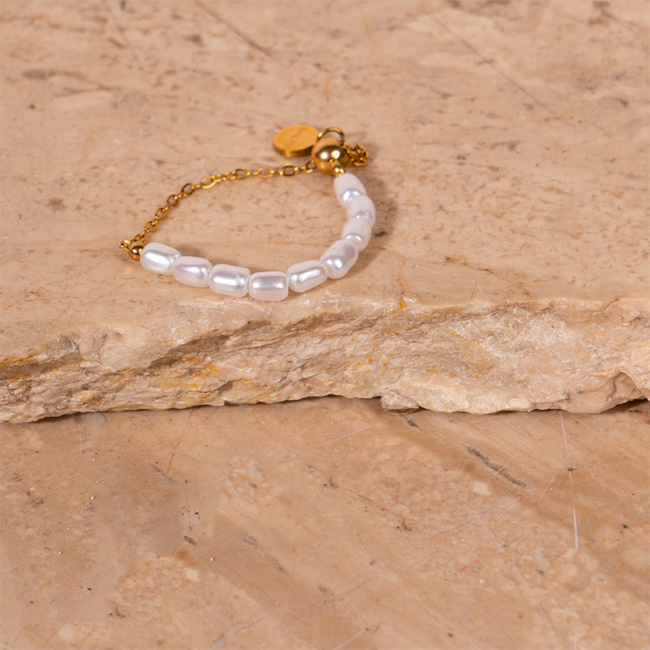 Pearlescent Chain Ring
