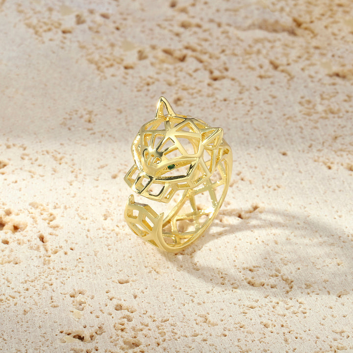 Courageous Claw Ring