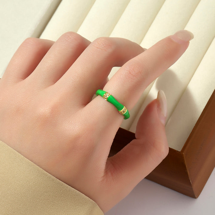 Honeyed Love Ring - Green