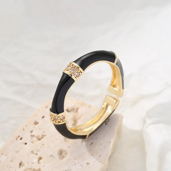 Honeyed Love Ring - Black