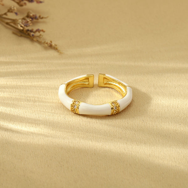 Honeyed Love Ring - White