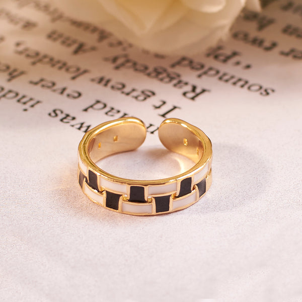 Ray Black and White Enamel Gold Ring