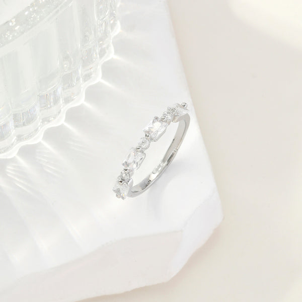 Dara Geo Crystal Silver Ring