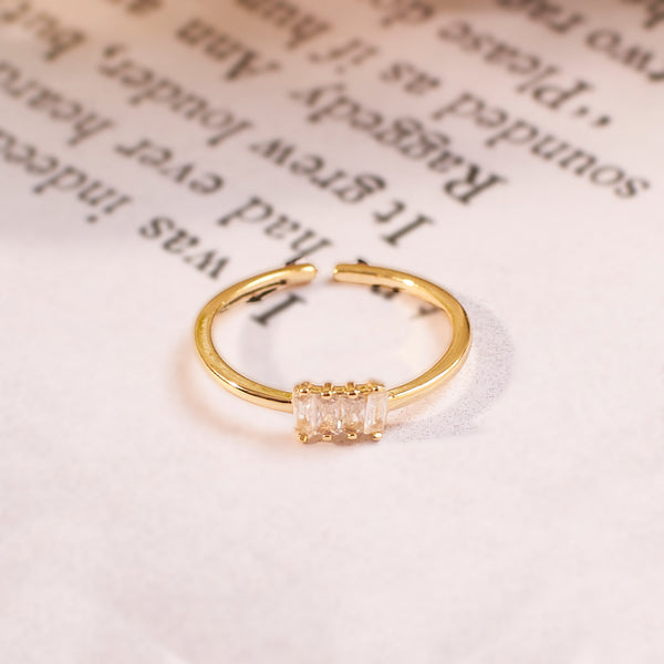 Maeve Crystal Gold Ring