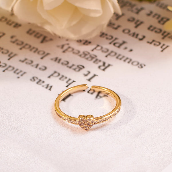 Zinnia Heart studded Gold Ring