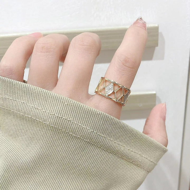 Captivating Bold Gold Ring - Salty Accessories