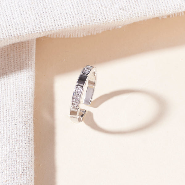 Kia Studded Silver Ring