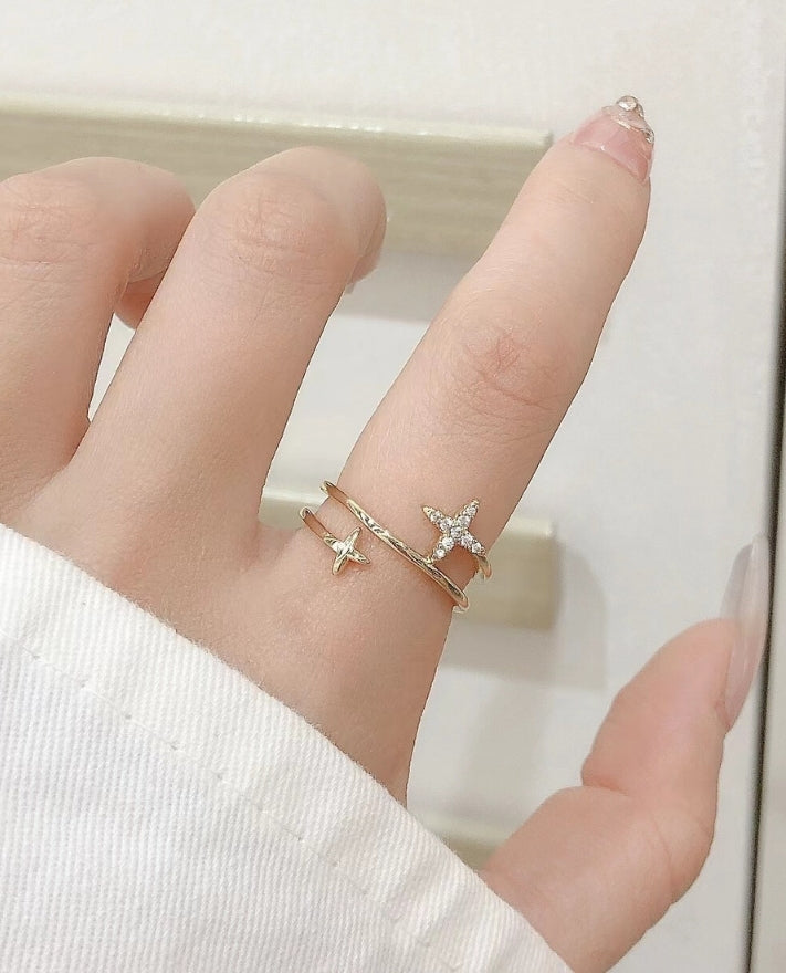 Twinkling Studded Star Gold Ring - Salty Accessories