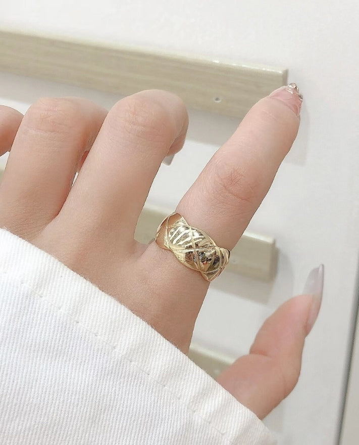 Muffin Gold Ring - Salty Accessories