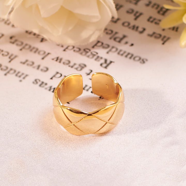 Muffin Gold Ring - Salty Accessories