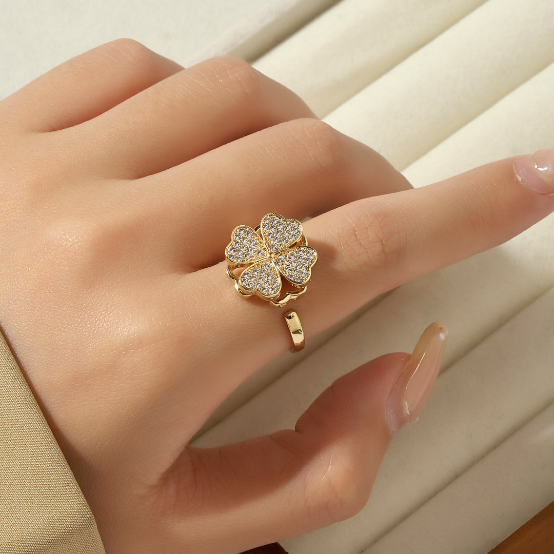 Sariah Spinner Floral Gold Ring