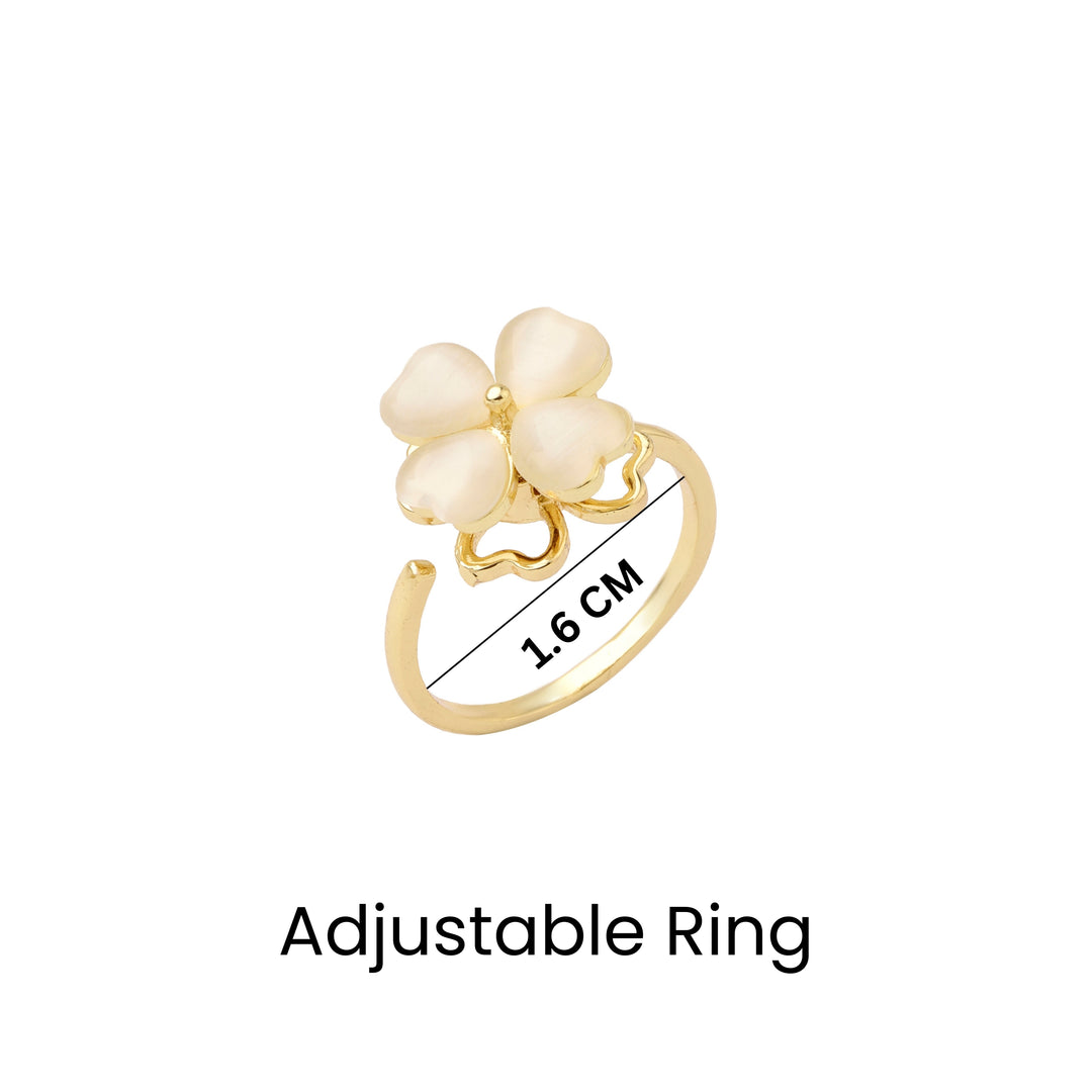 Nyrah Spinner Milky Floral Ring