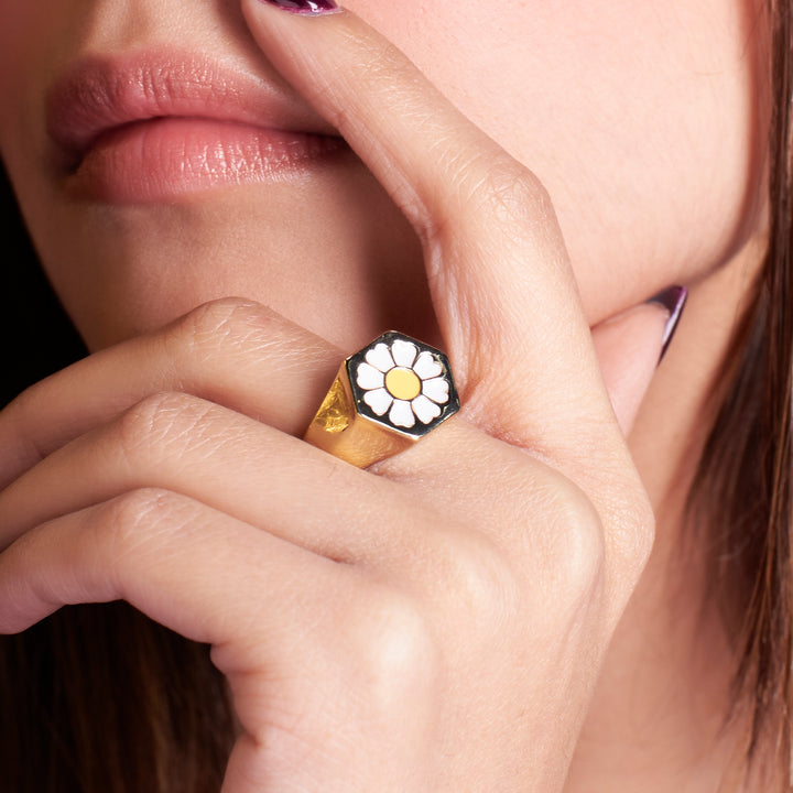 Chic Gold blossom Ring - Salty Accessories