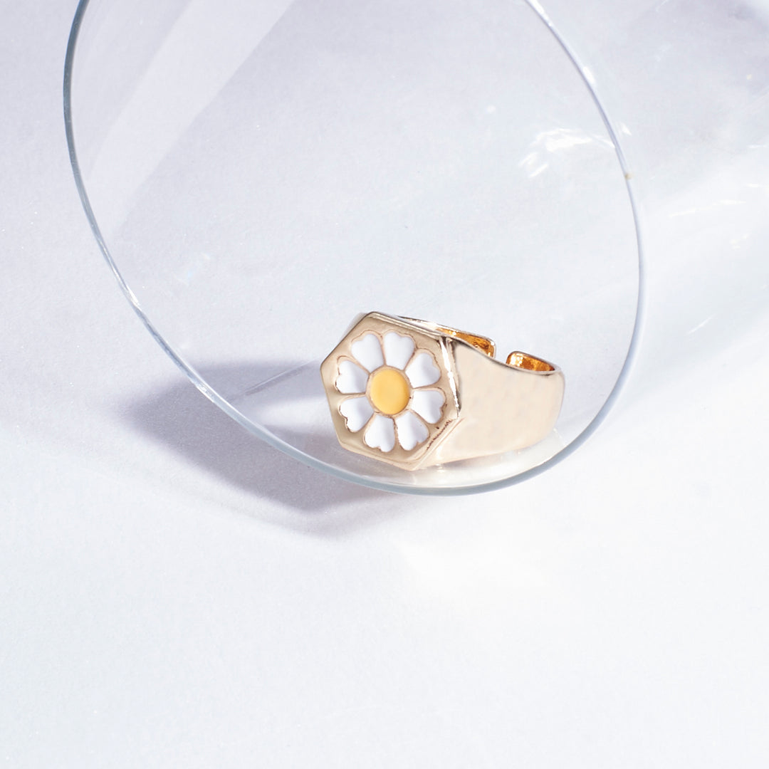 Chic Gold blossom Ring