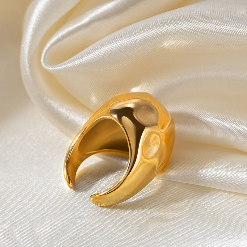 Glamour Chunk Ring