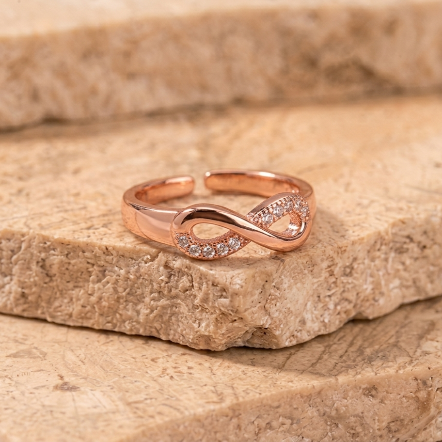 Boundless Infinity Glow Ring with Crystal Pendant Necklace Set